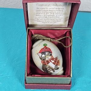 Ne’Qwa Art Dated 2018 Winter Kitten Ornament By Artist Sarah Summers